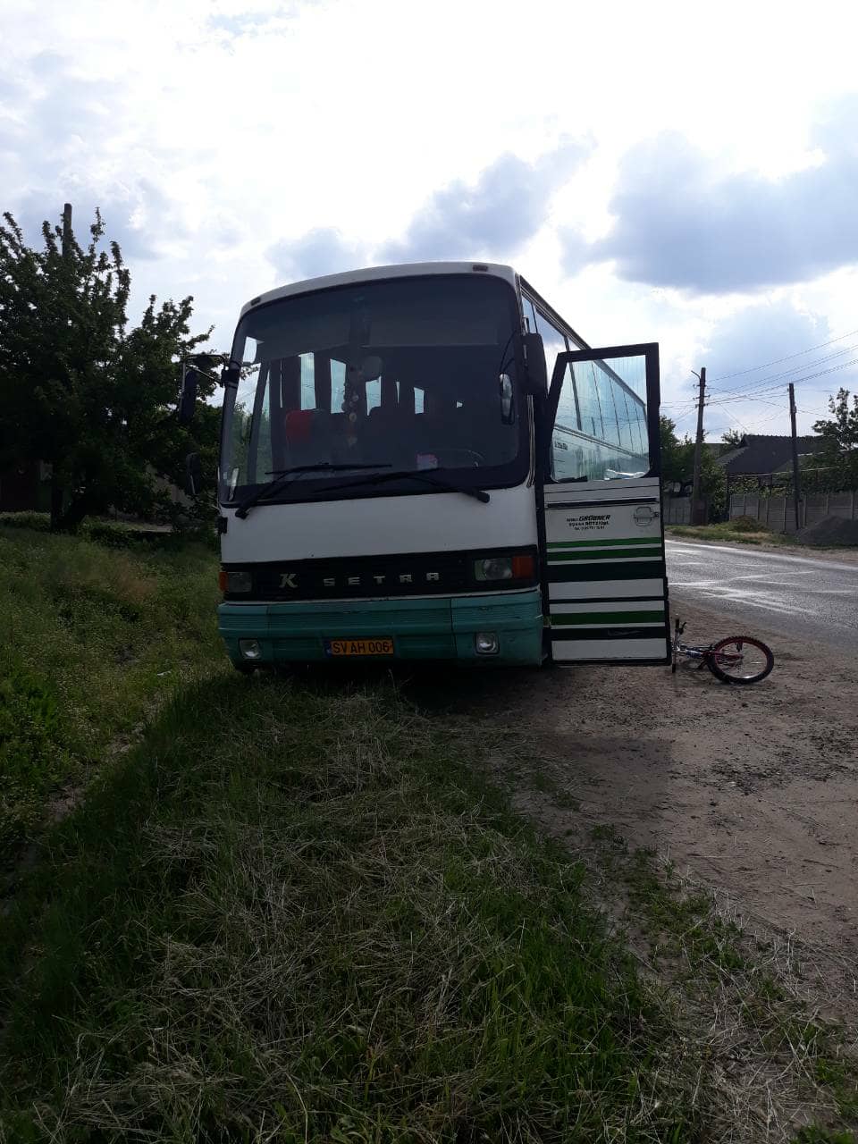 Un băiat de 7 ani, lovit de un autocar la Căușeni