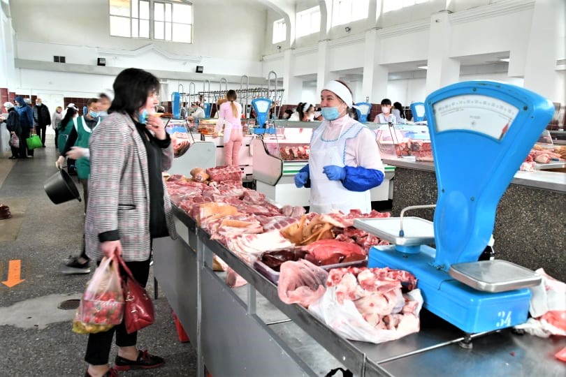 Piața Centrală comerț vânzători carne