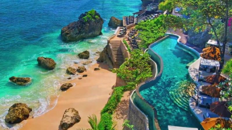 Bali se redeschide pentru turismul internațional după doi ani de închidere  | Jurnal.md